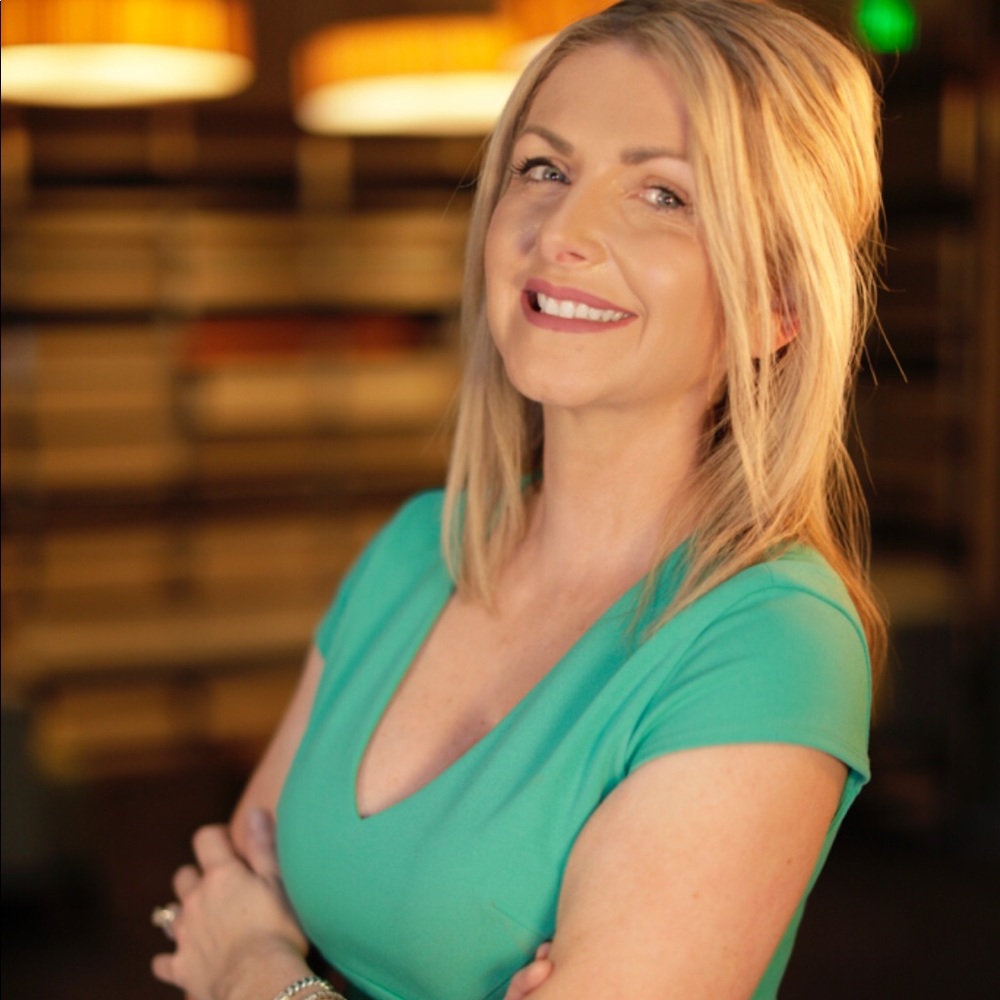 Meet your Posher, Angela